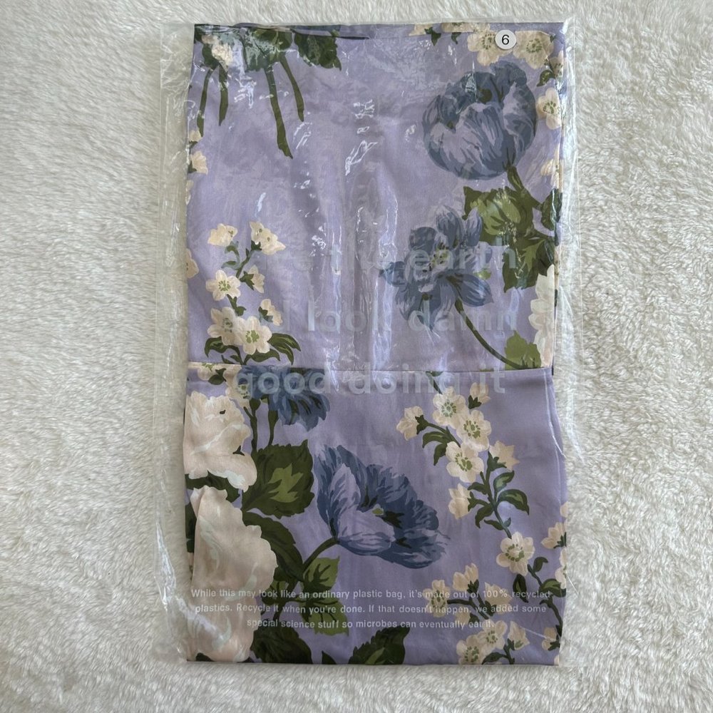 Reformation Frankie Silk Dress in Garden Soiree - Picture 6 of 11